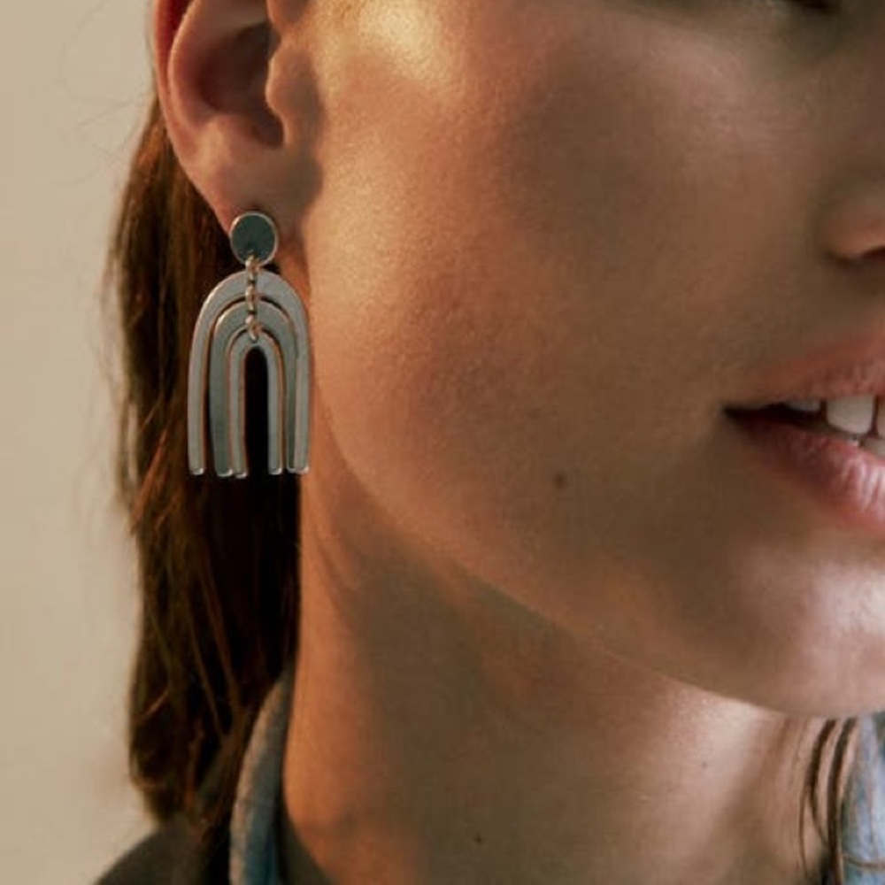 MADEWELL Gold Plated Arch Earrings